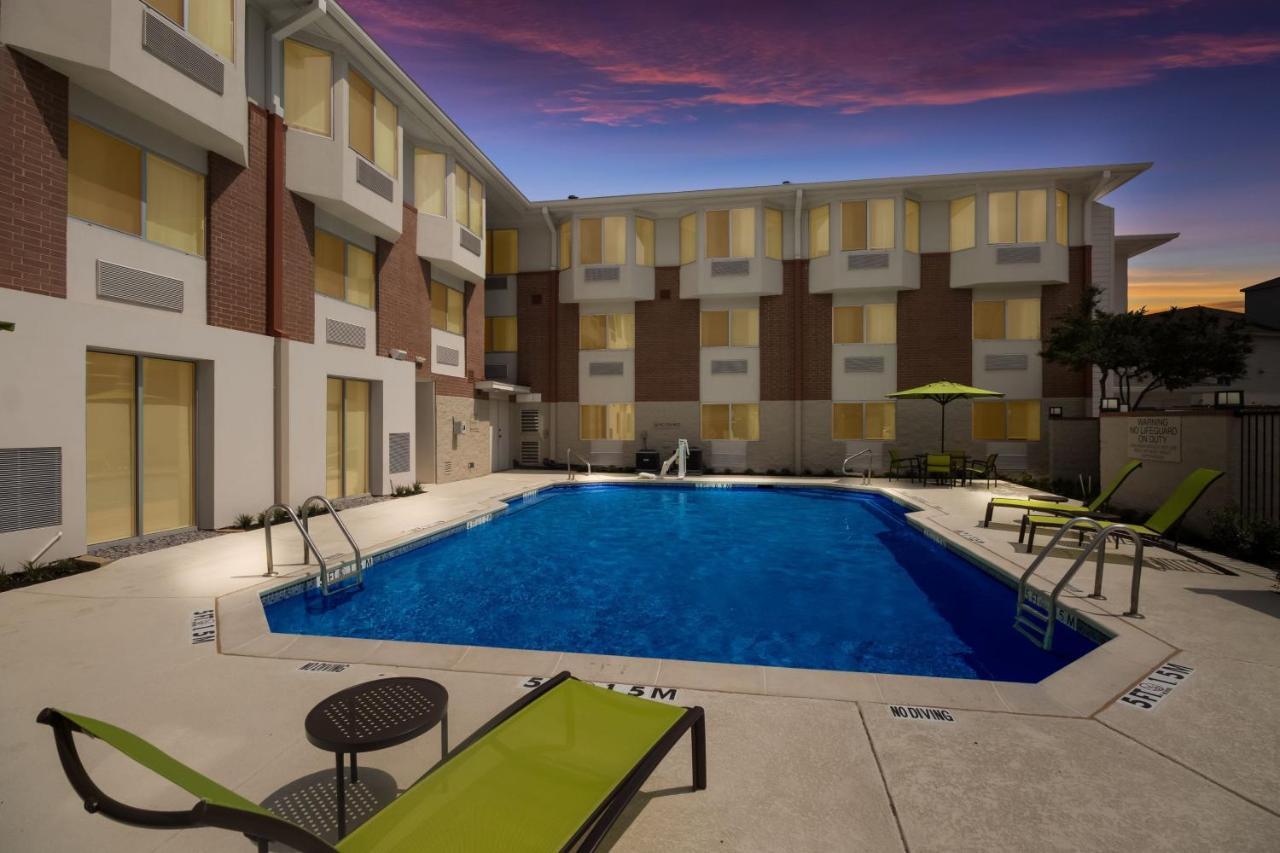 Springhill Suites By Marriott Dallas Nw Highway At Stemmons / I-35East ภายนอก รูปภาพ