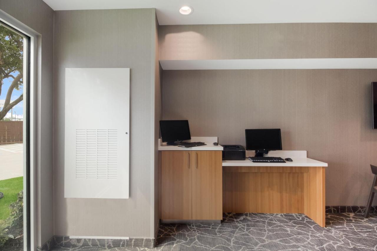 Springhill Suites By Marriott Dallas Nw Highway At Stemmons / I-35East ภายนอก รูปภาพ